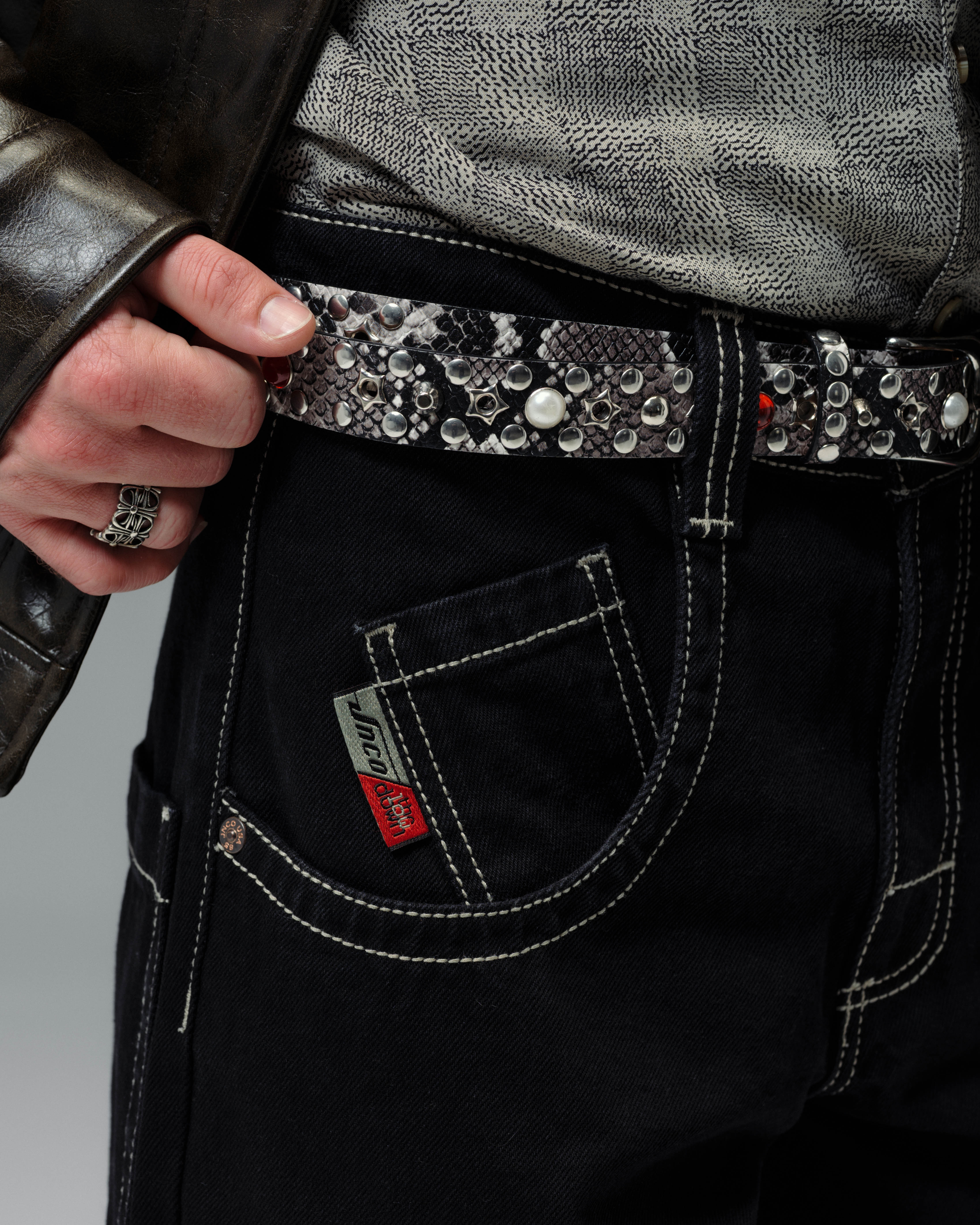 激レア美品JINCO JEANS チェーンブラック デニム 90's 極太 激レア美品JINCO JEANS チェーンブラック デニム 90's 極太 激レア美品