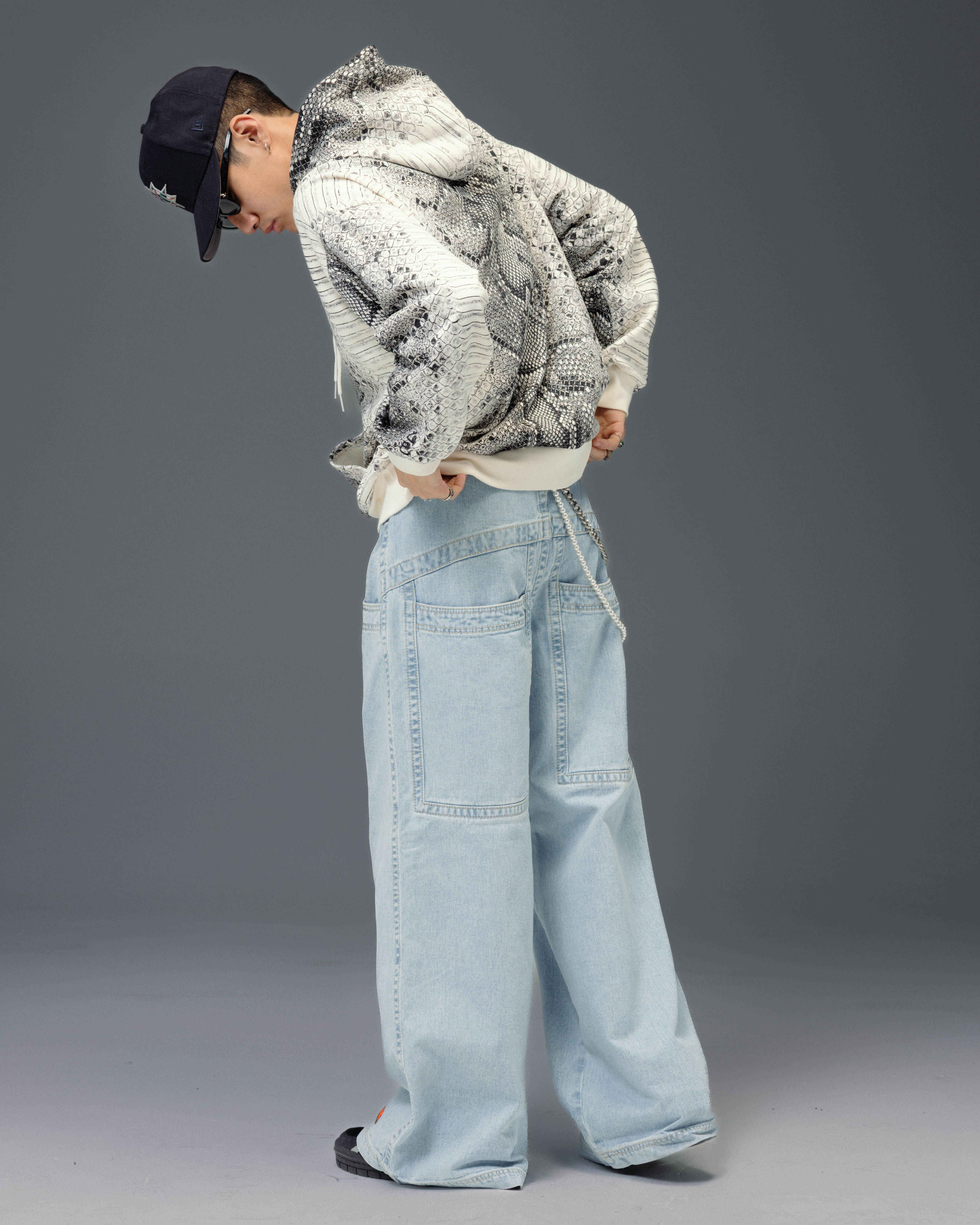 117 King Jeans. 28