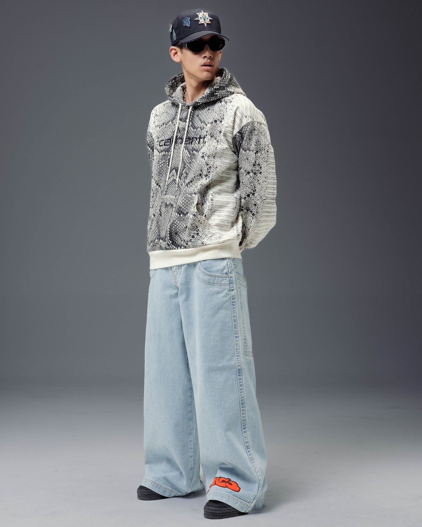 117 King. 28". Vintage.