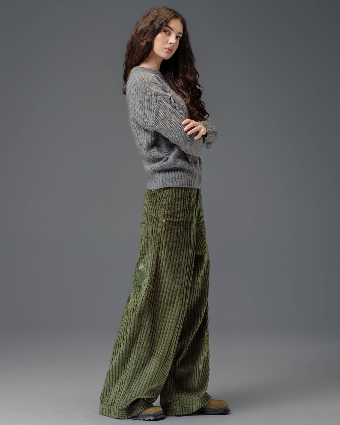 W Jester. 26". 2 Wale Corduroy. Moss.