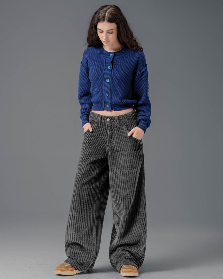 W Wizard. 24". 2 Wale Corduroy. Magnet.