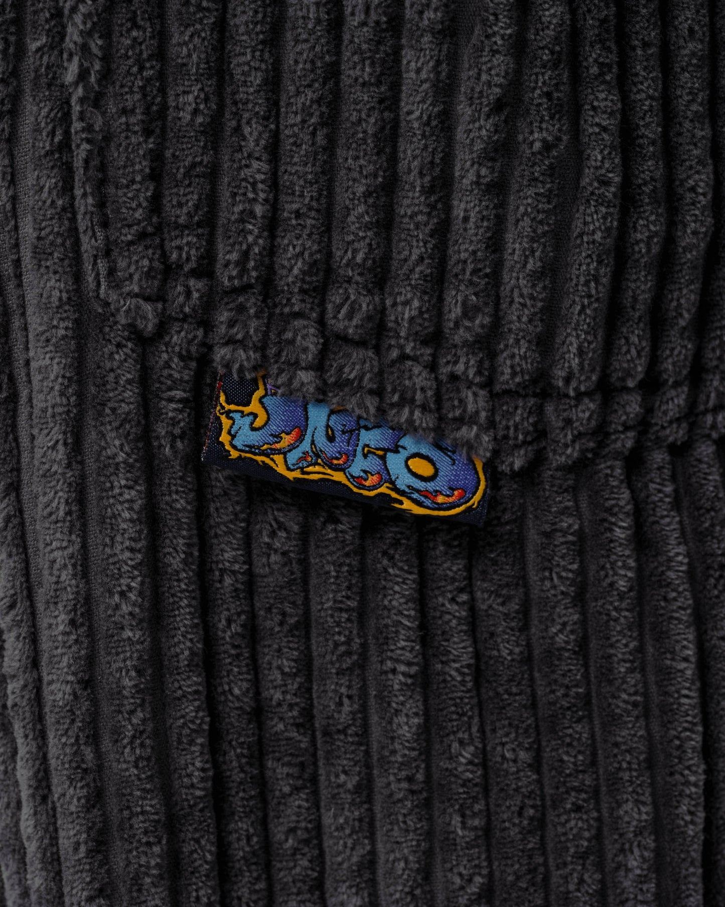 W Wizard. 24". 2 Wale Corduroy. Magnet.