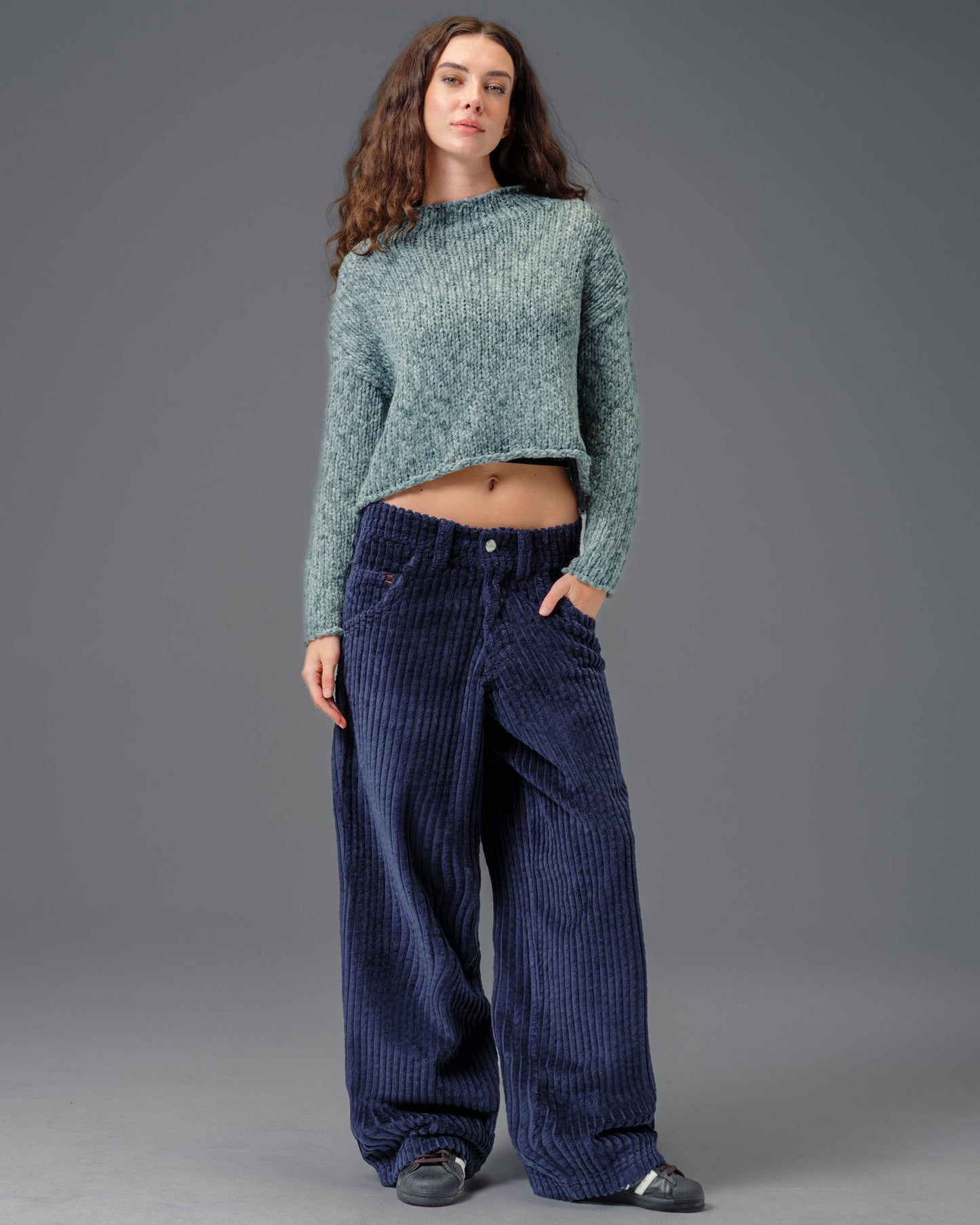 W Wizard. 24". 2 Wale Corduroy. Navy.