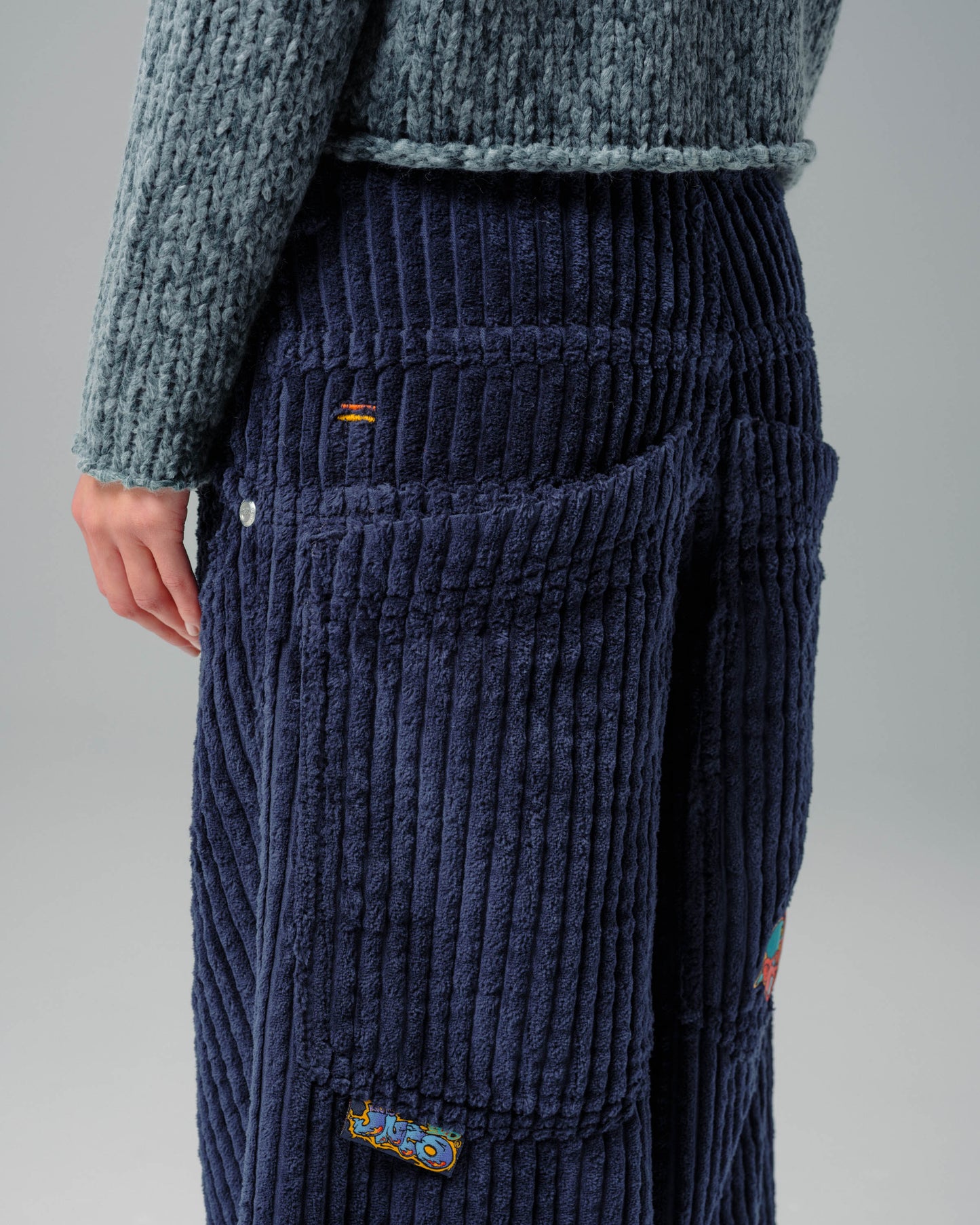 W Wizard. 24". 2 Wale Corduroy. Navy.