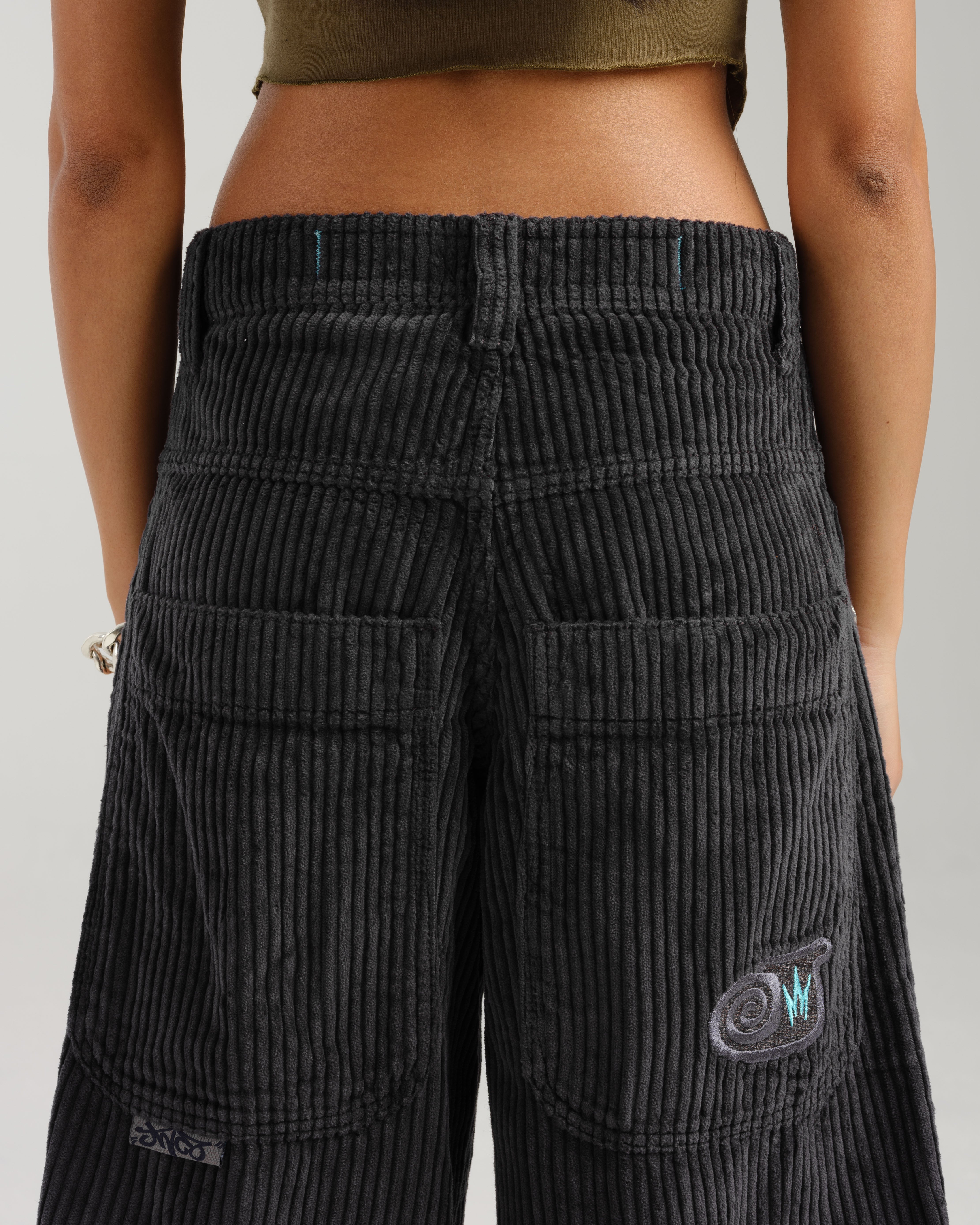 W101 Twin Cannon. 26". 4 Wale Corduroy. Magnet.