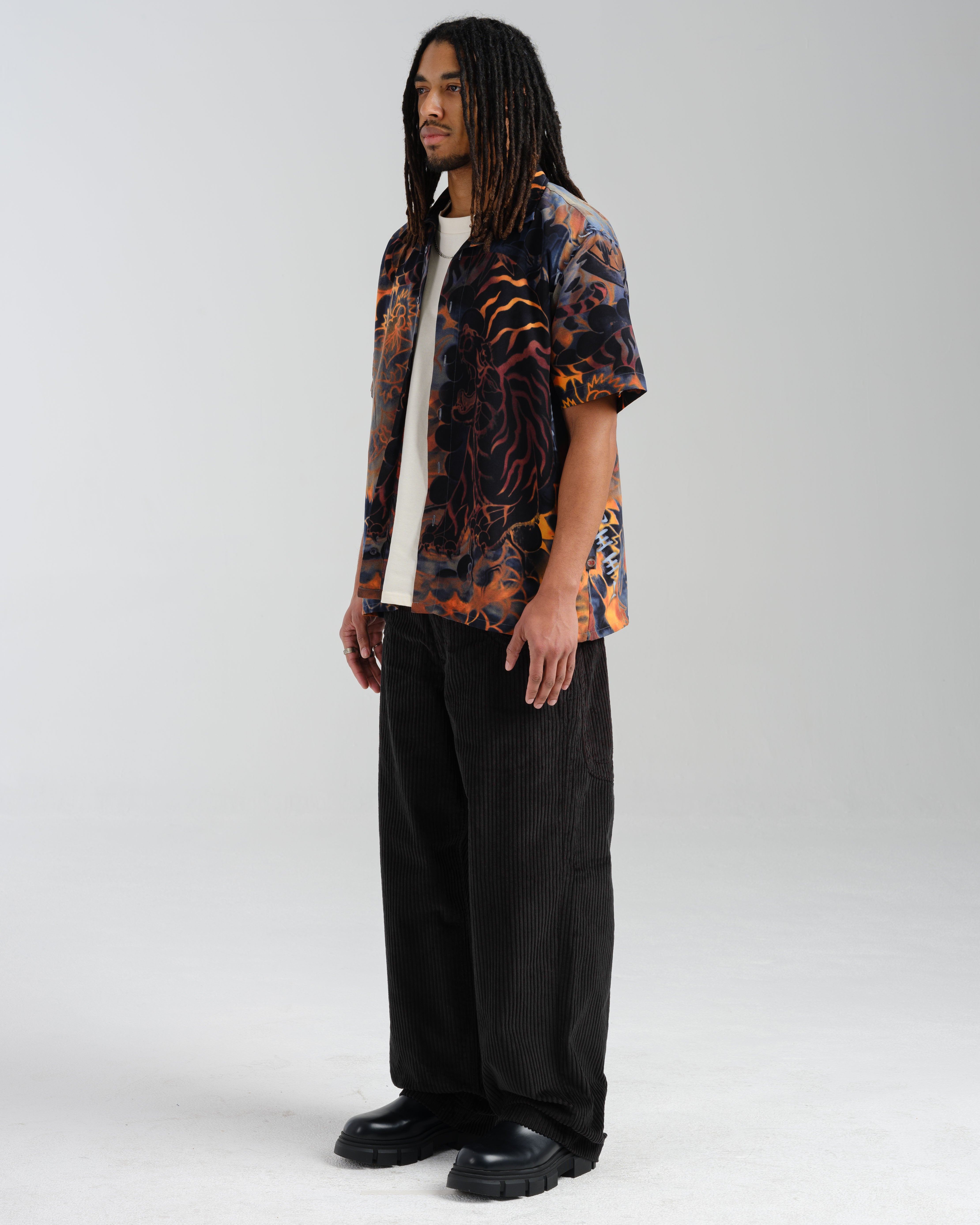 169 Low Down. 20". 4 Wale Corduroy. Black.