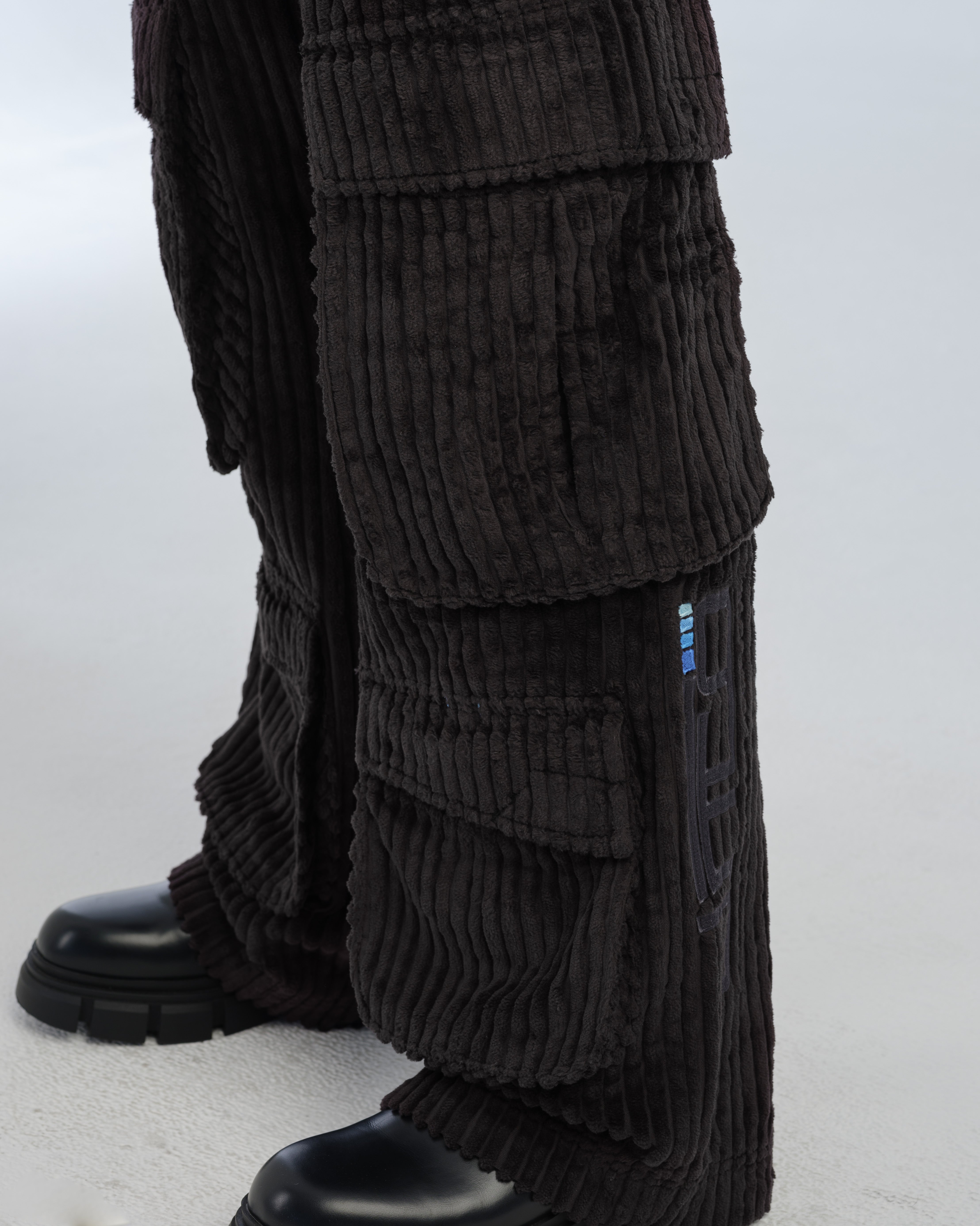 Legacy. 24". 2 Wale Corduroy. Black.