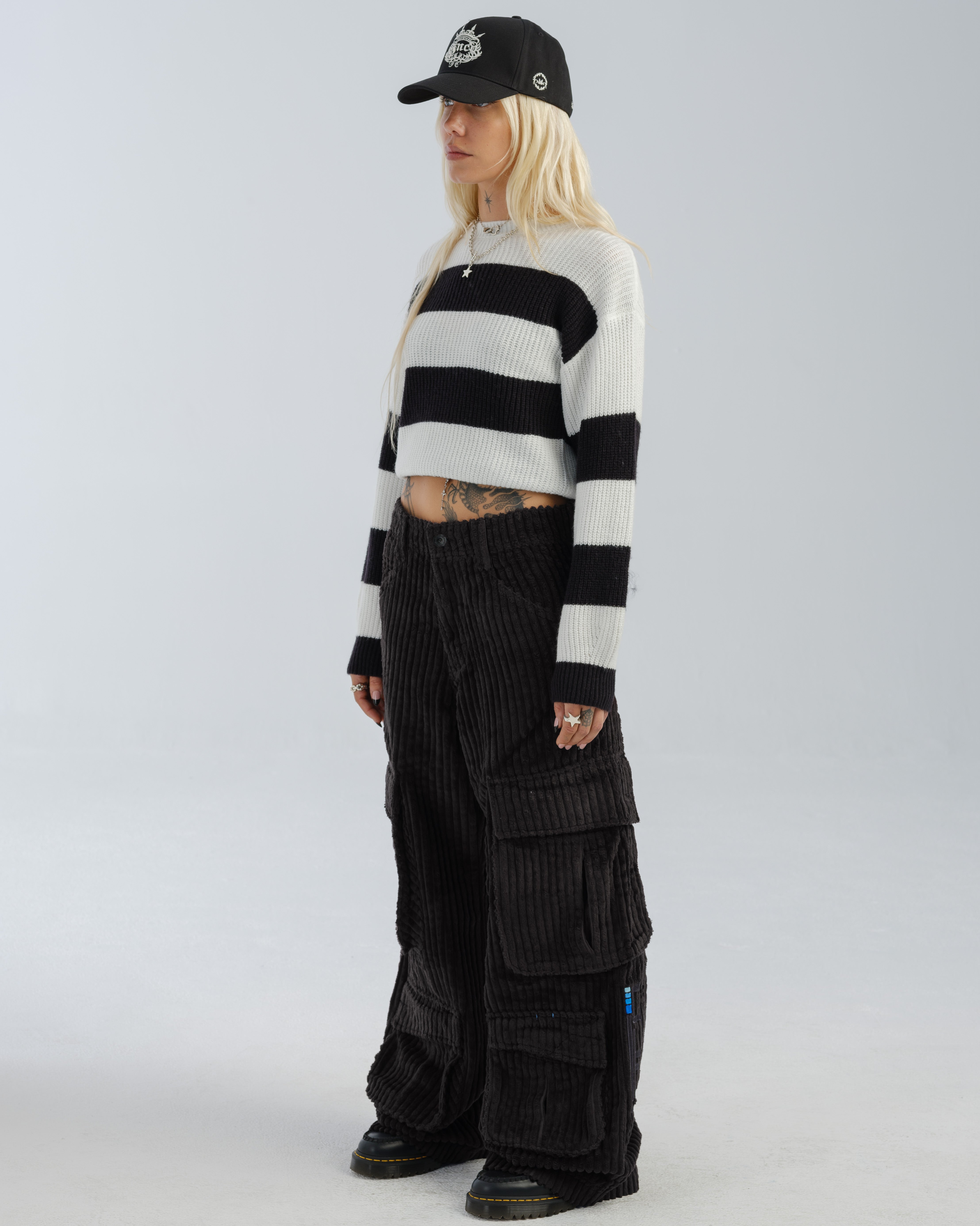 W Legacy. 24". 2 Wale Corduroy. Black.