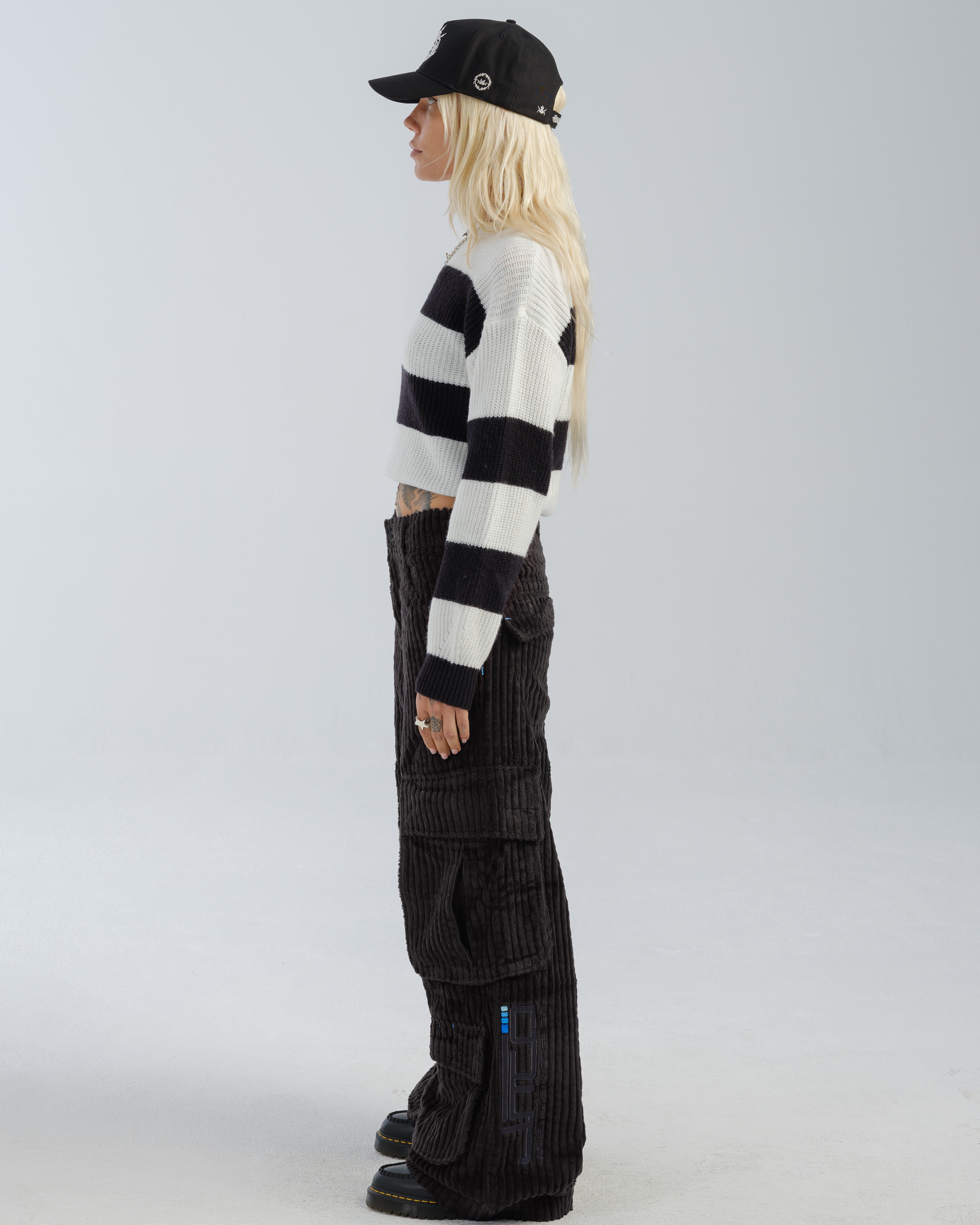 W Legacy. 24". 2 Wale Corduroy. Black.