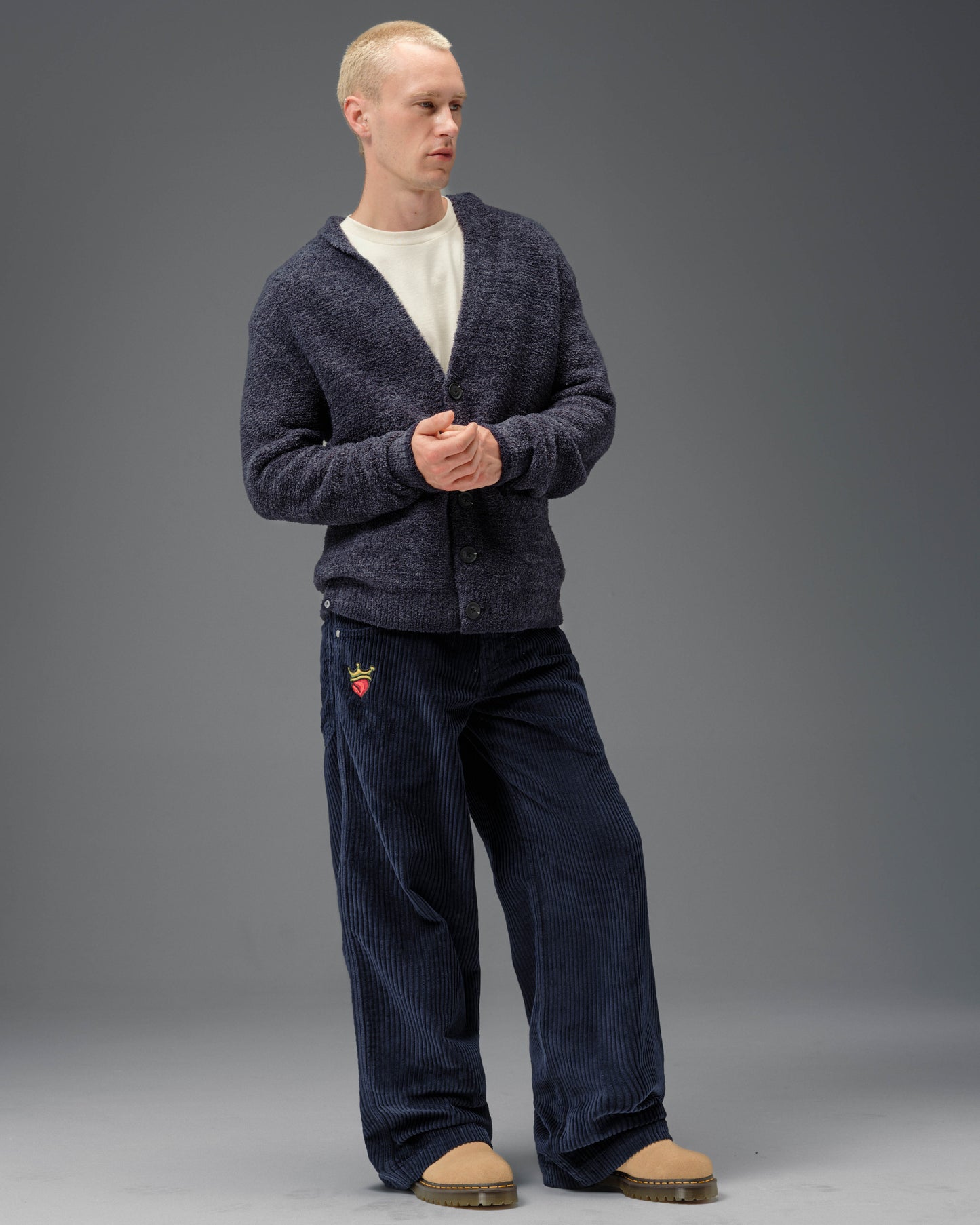 179 Pipes. 23". 4 Wale Corduroy. Navy.