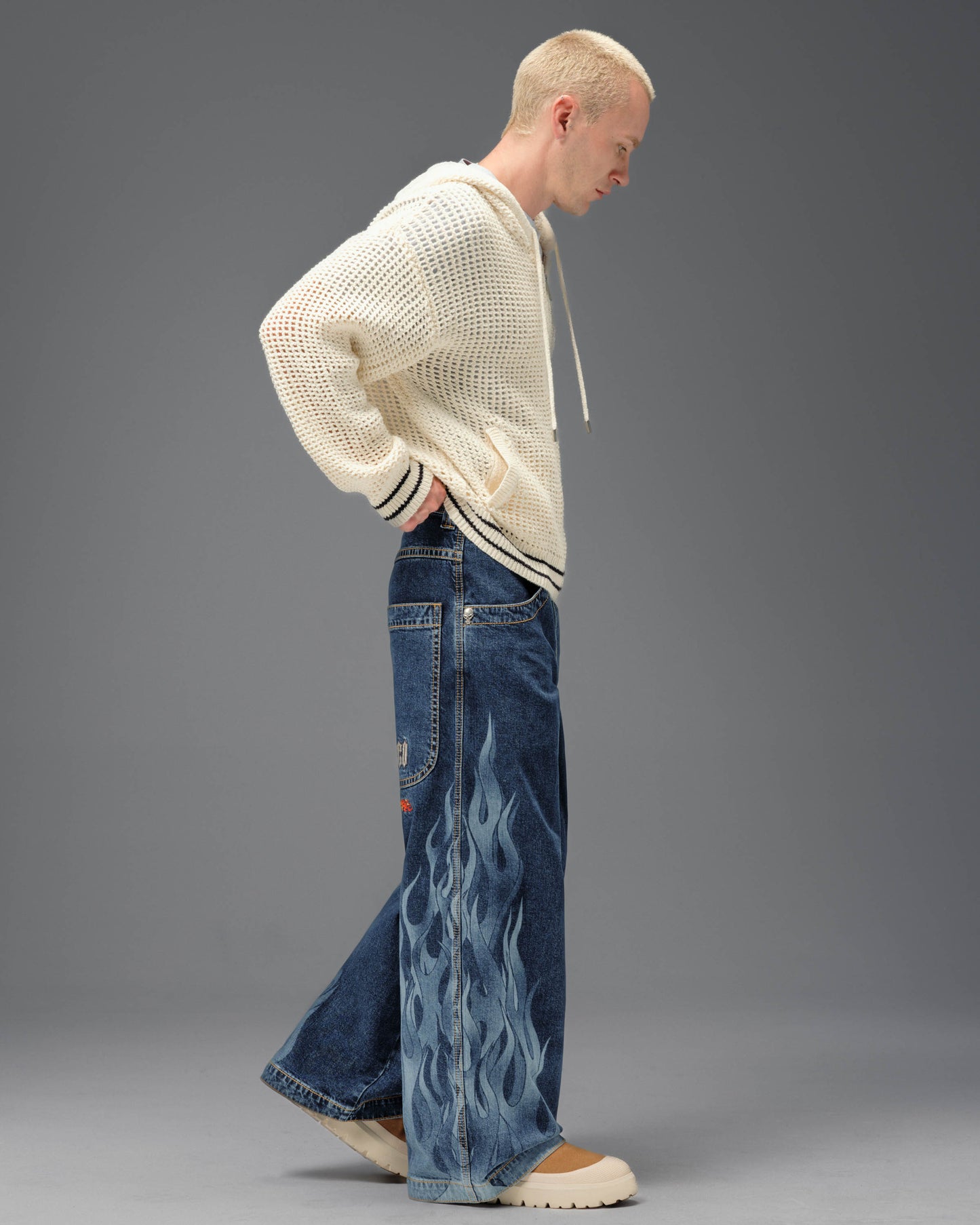 Flame Hellfire. 26". Dark Stone.