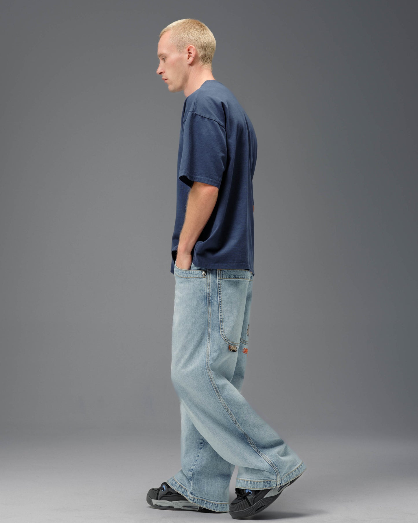 Hellfire. 26". Hand-Sand Vintage.