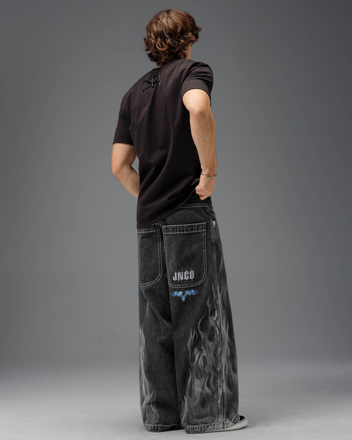 Flame Hellfire. 26". Black Vintage.