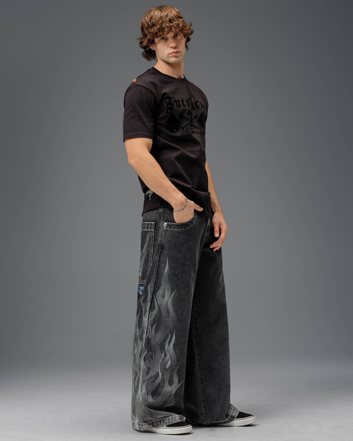 Flame Hellfire. 26". Black Vintage.