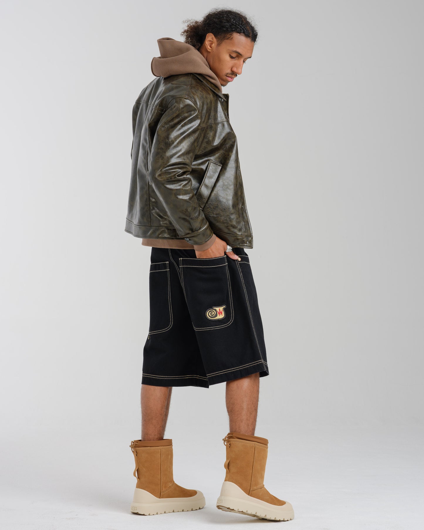 101 Twin Cannon Shorts. 14". Black/Gold J.