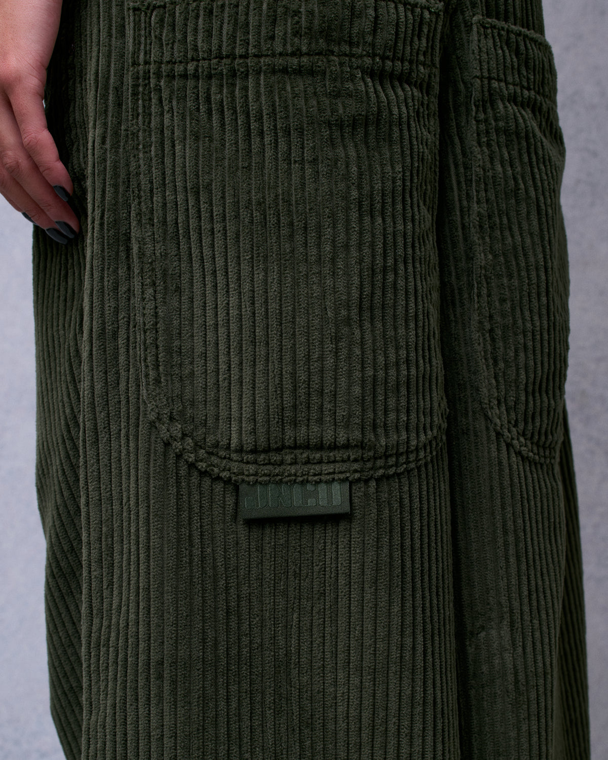 W101 Twin Cannon. 26". 4 Wale Corduroy. Moss.