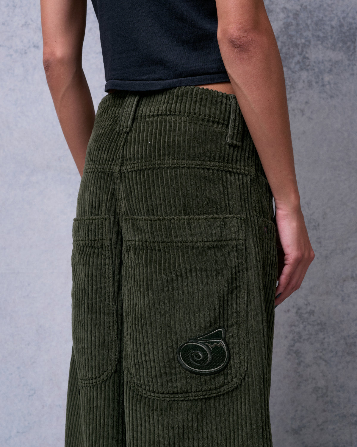 W101 Twin Cannon. 26". 4 Wale Corduroy. Moss.