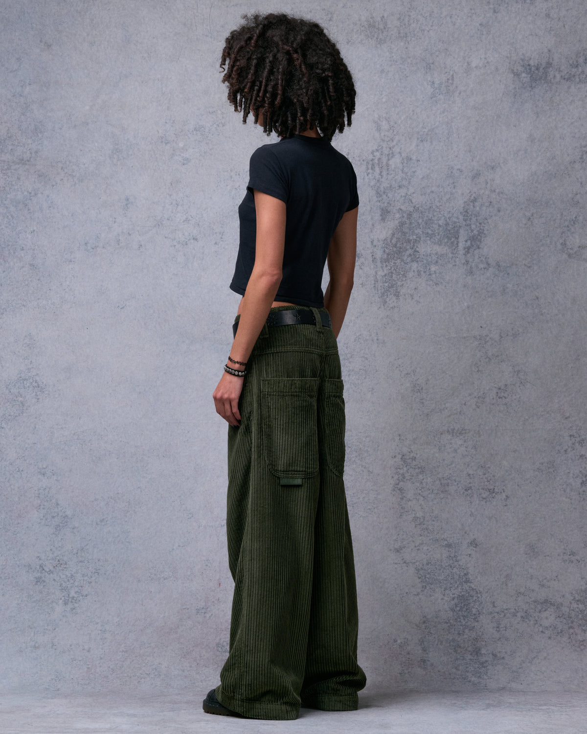 W101 Twin Cannon. 26". 4 Wale Corduroy. Moss.