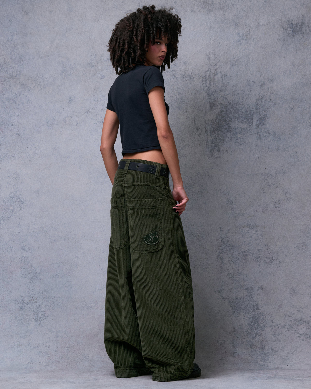 W101 Twin Cannon. 26". 4 Wale Corduroy. Moss.
