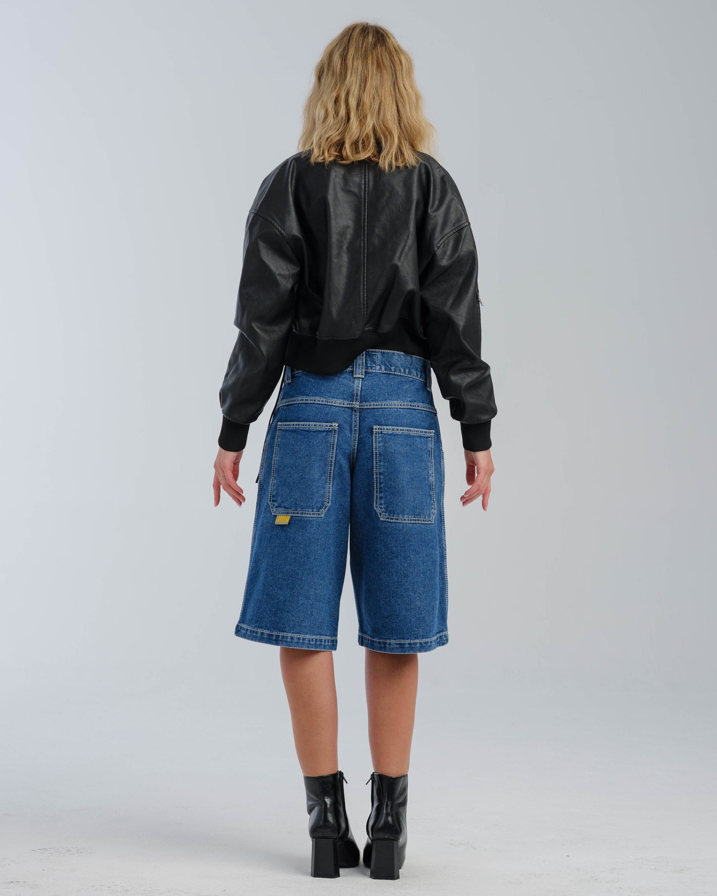 W179 Pipes Shorts. 14" Inseam. Dark Stone.