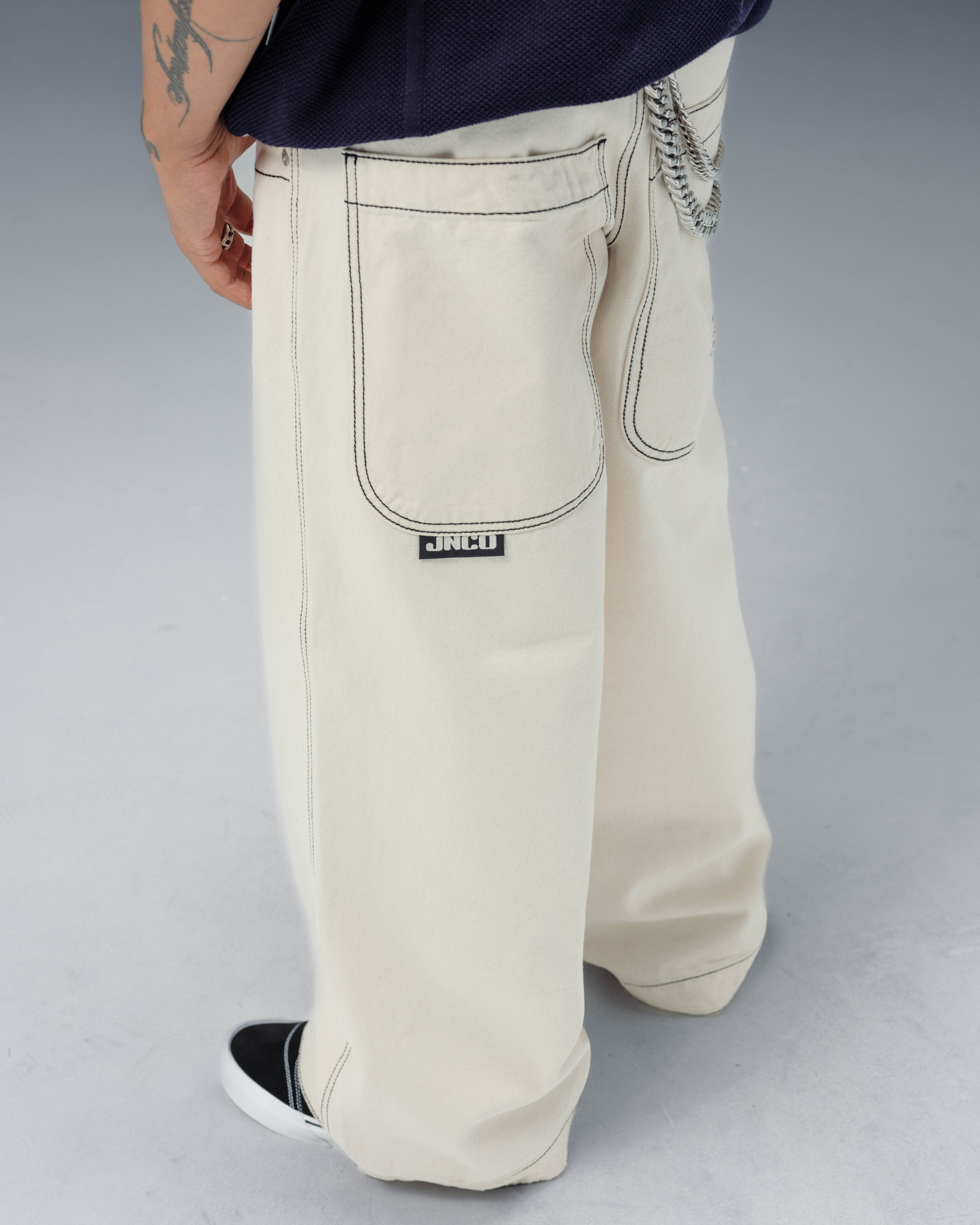 101 Twin Cannon Jeans. 26