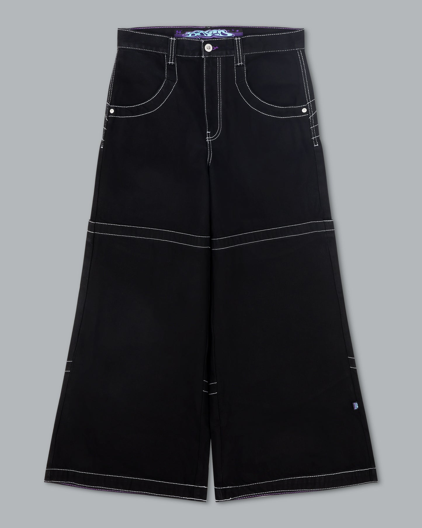 W Hangin'. 34". Jet Black.