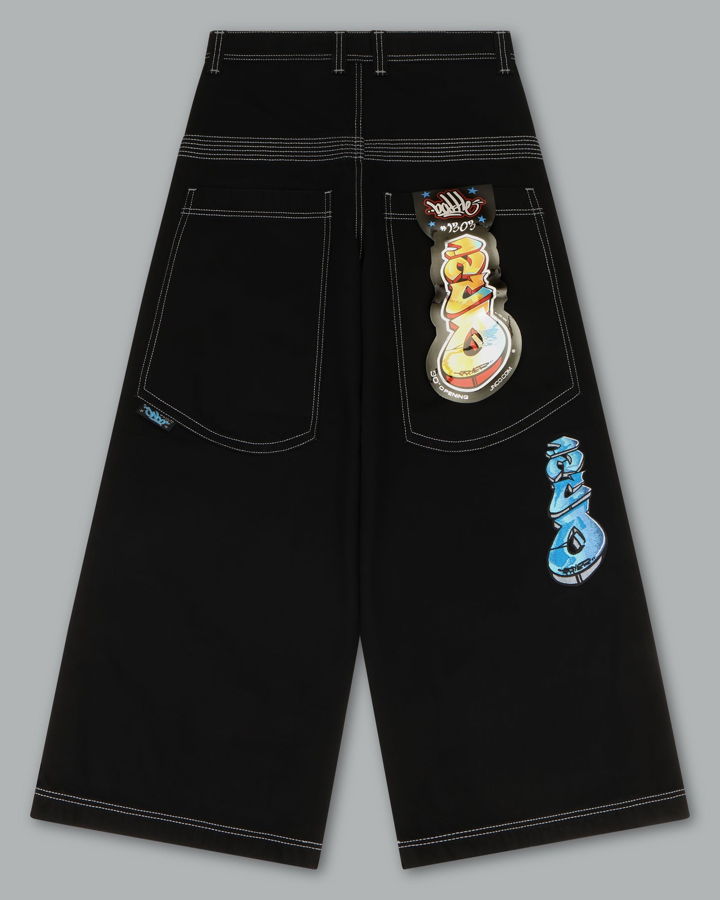 W Battle. 30". Jet Black.