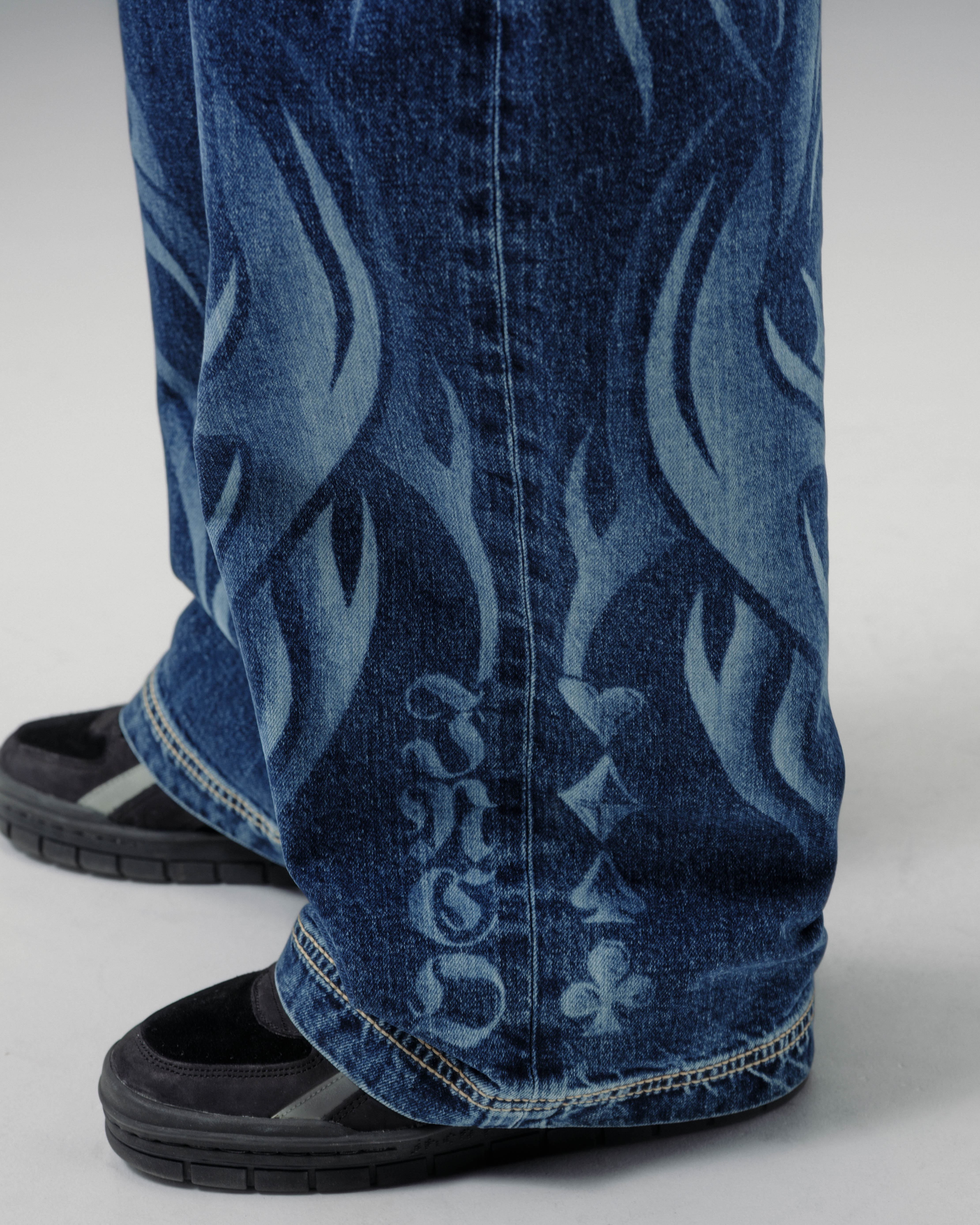 Flame Karatz Jeans. 23