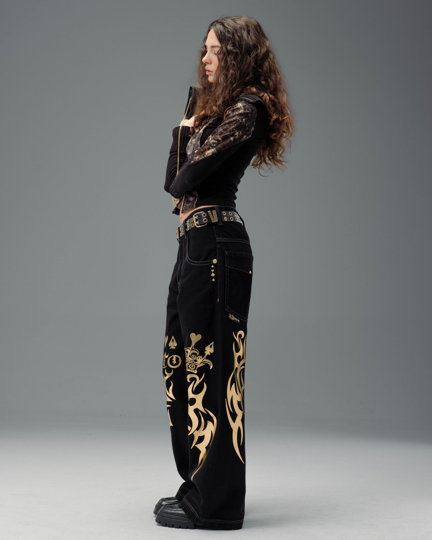 W Gambler. 23". Jet Black.