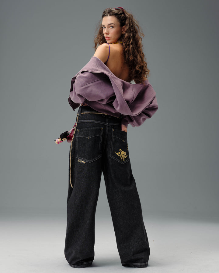 W Karatz. 23". Laser Black.