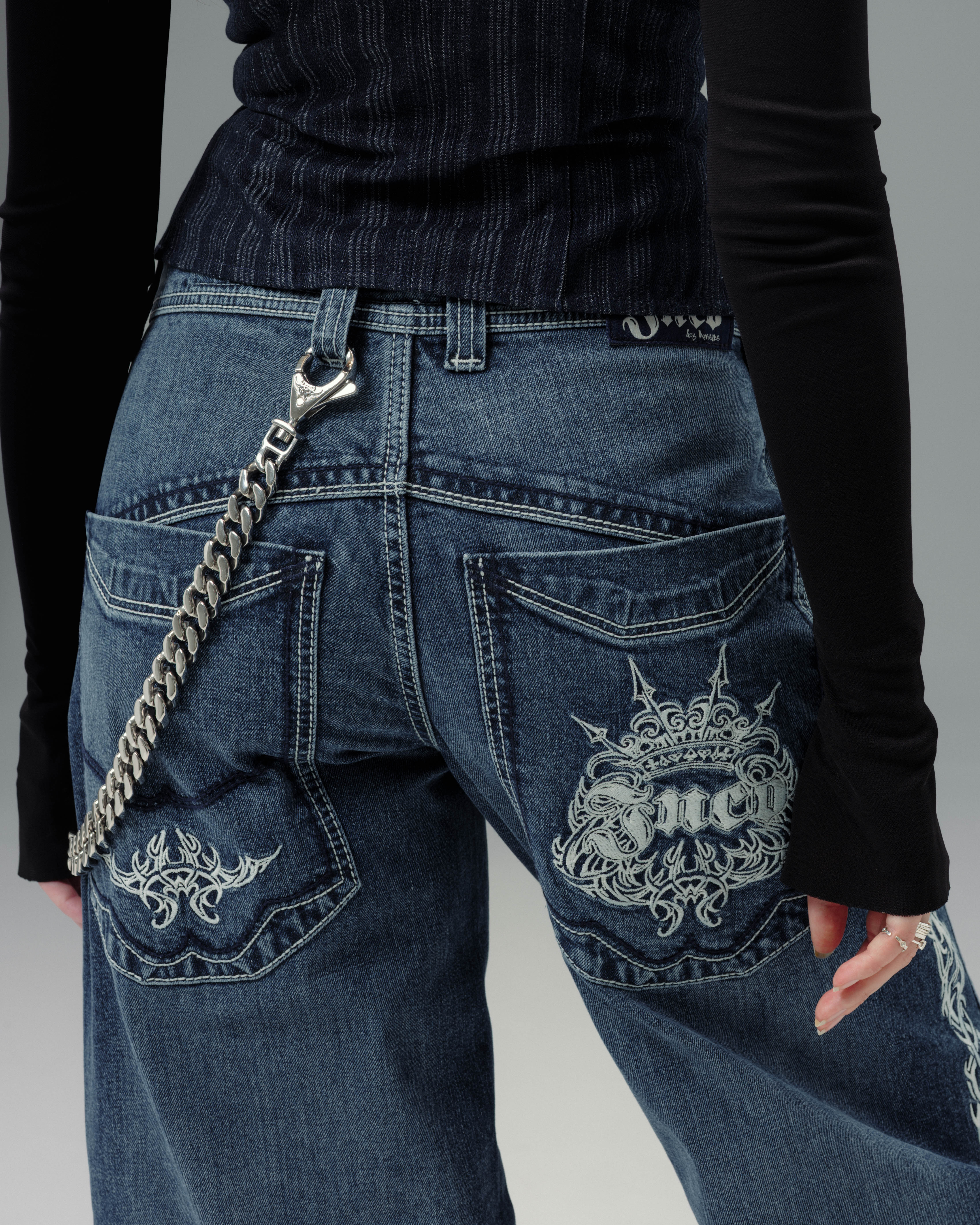 Majestik Jeans. 23