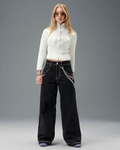 W Karatz. 23". Jet Black.