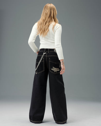 W Karatz. 23". Jet Black.