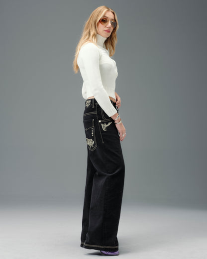 W Karatz. 23". Jet Black.