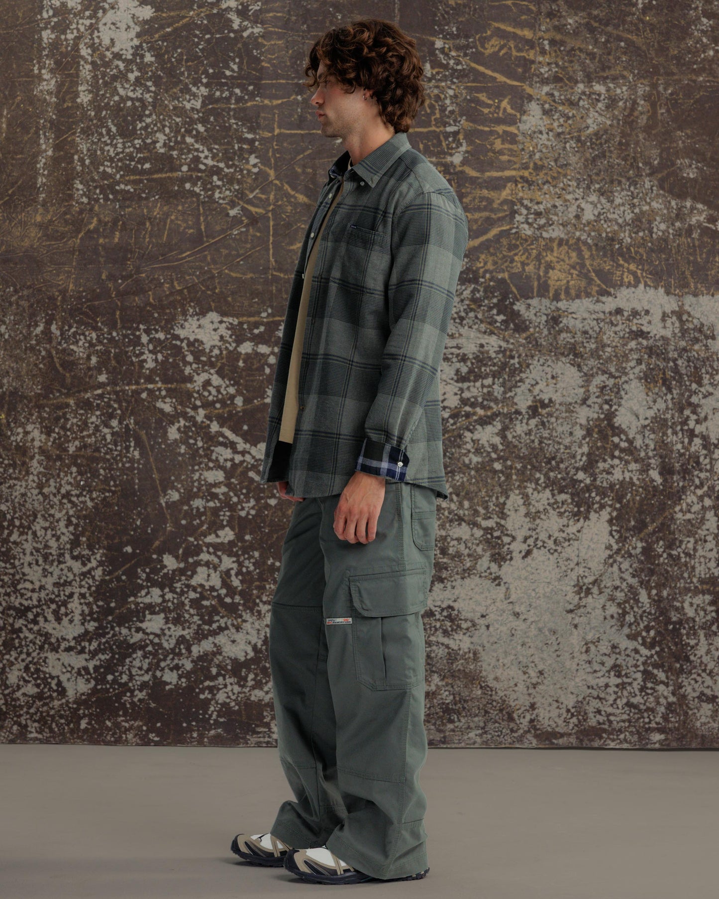 Indicator Cargo Pants. 22”. Olive.
