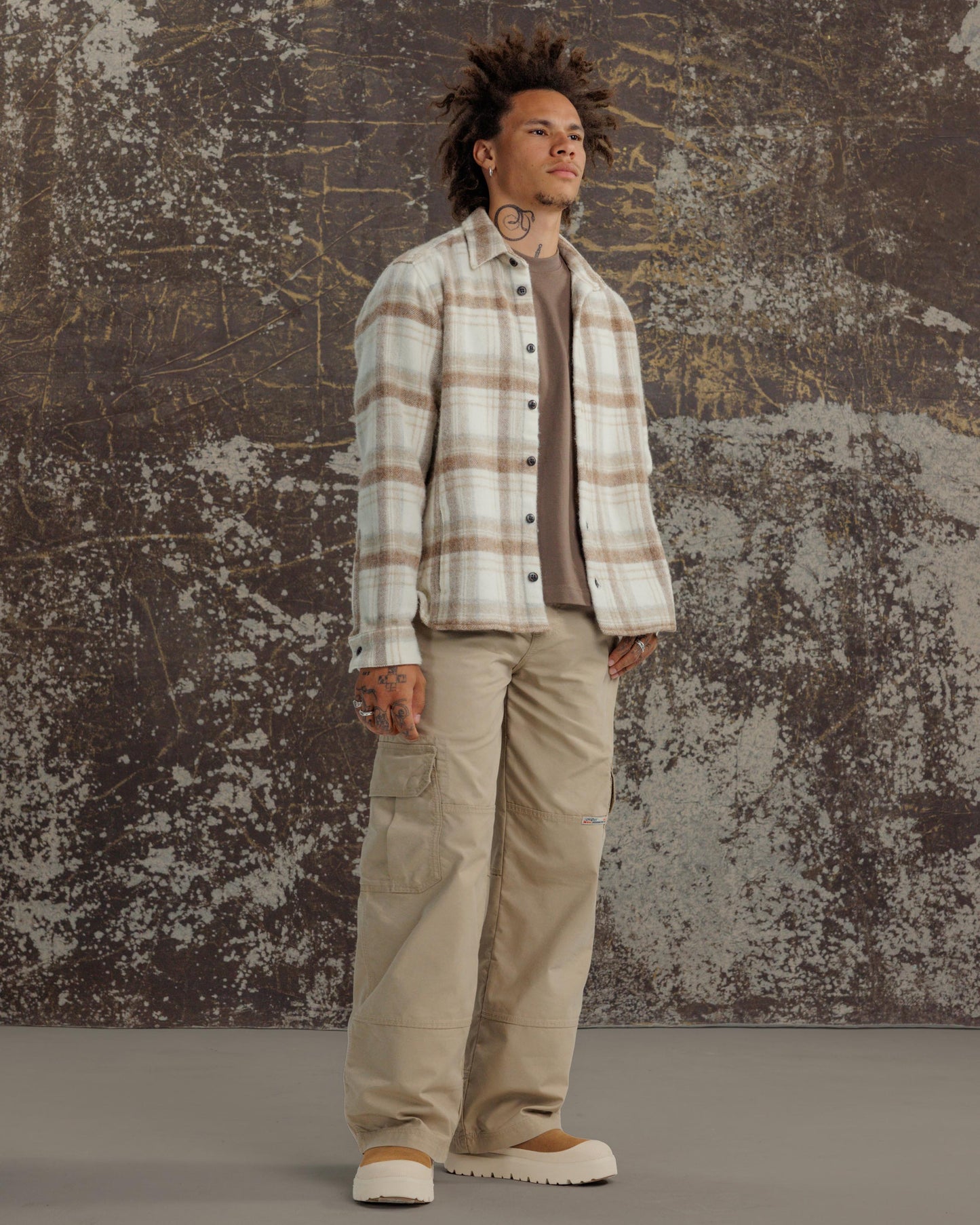 Indicator Cargo Pants. 22”. Khaki.