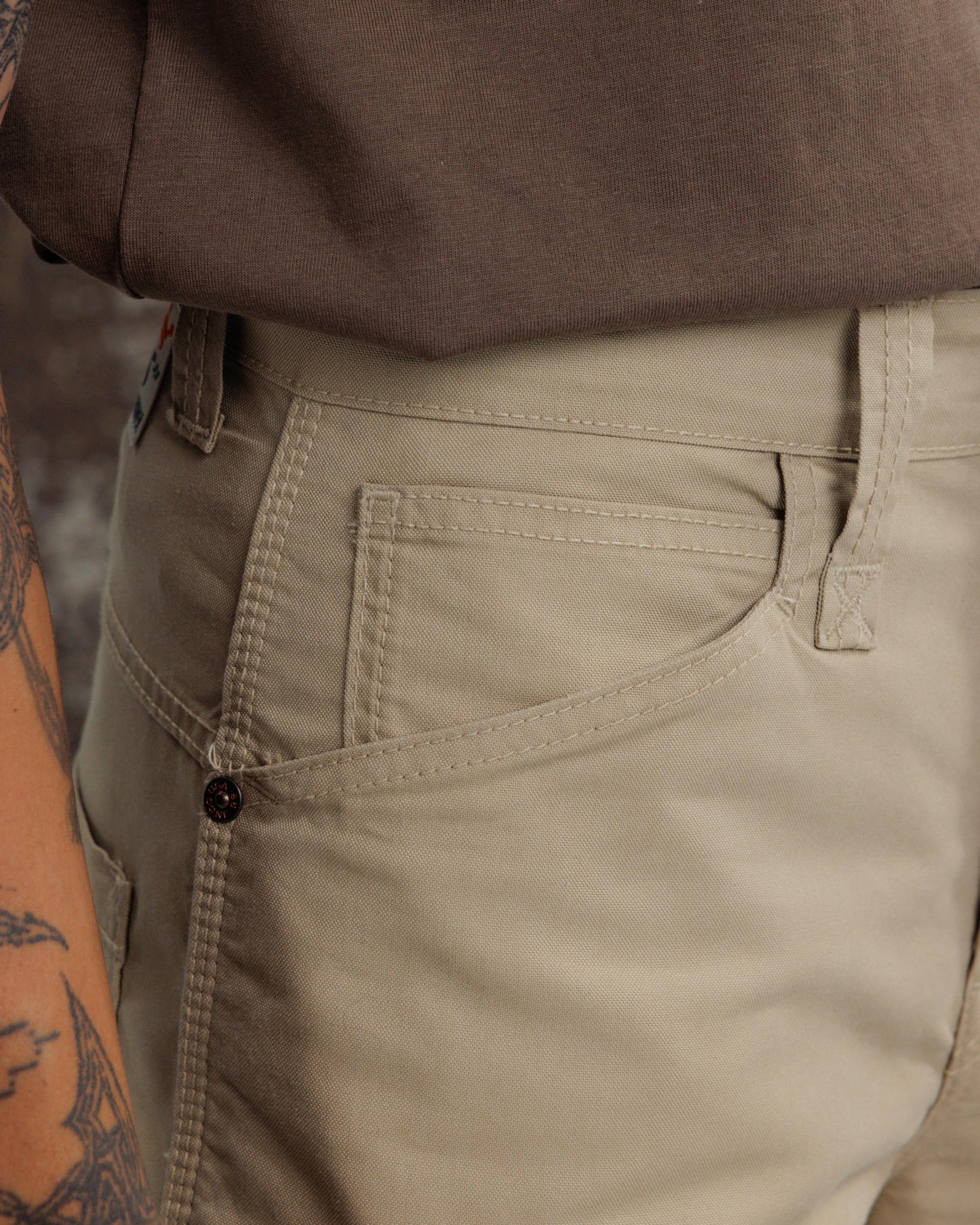 Indicator Cargo Pants. 22”. Khaki.