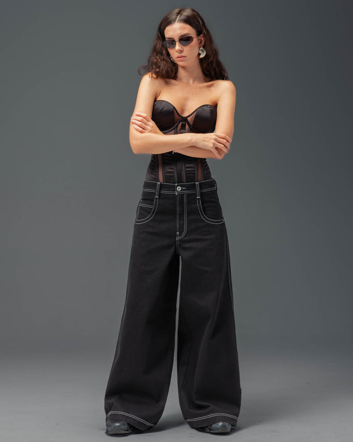 W Battle. 30". Jet Black.