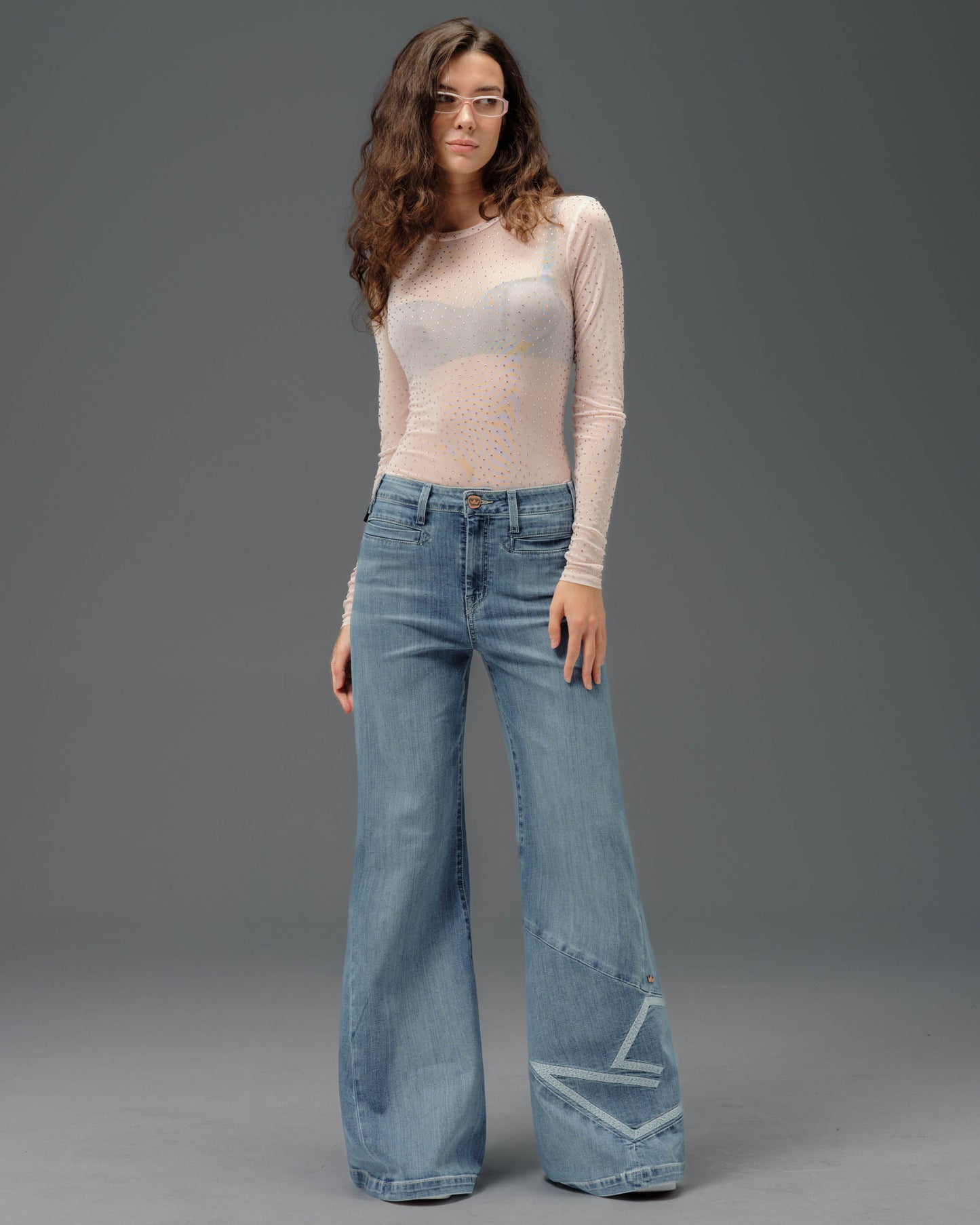 Kyanite. 30". Antique.