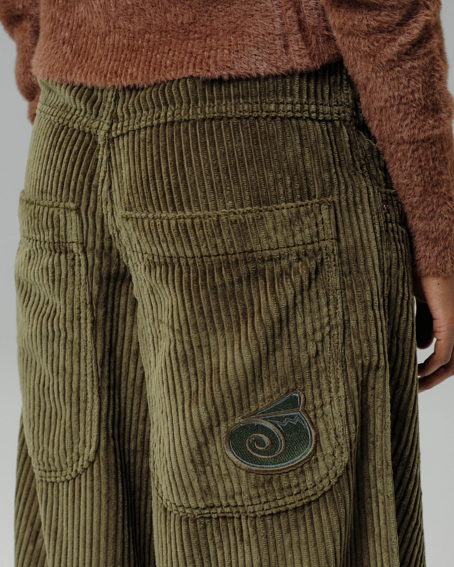 W101 Twin Cannon. 26". 4 Wale Corduroy. Moss. NEW