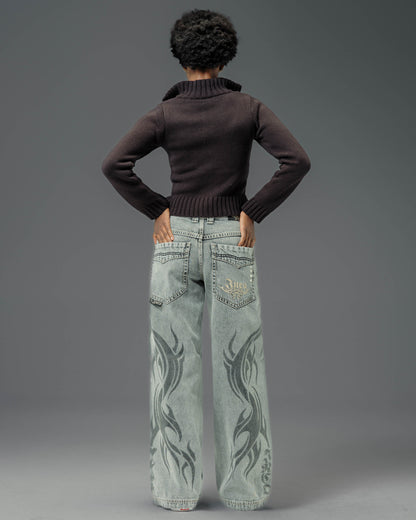 W Flame Karatz. 23". Black Vintage.