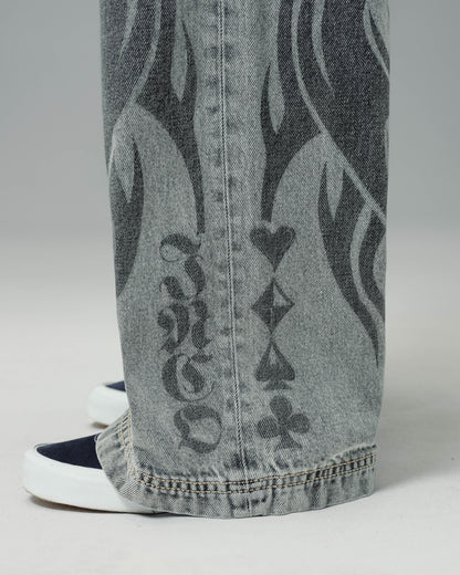 W Flame Karatz. 23". Black Vintage.