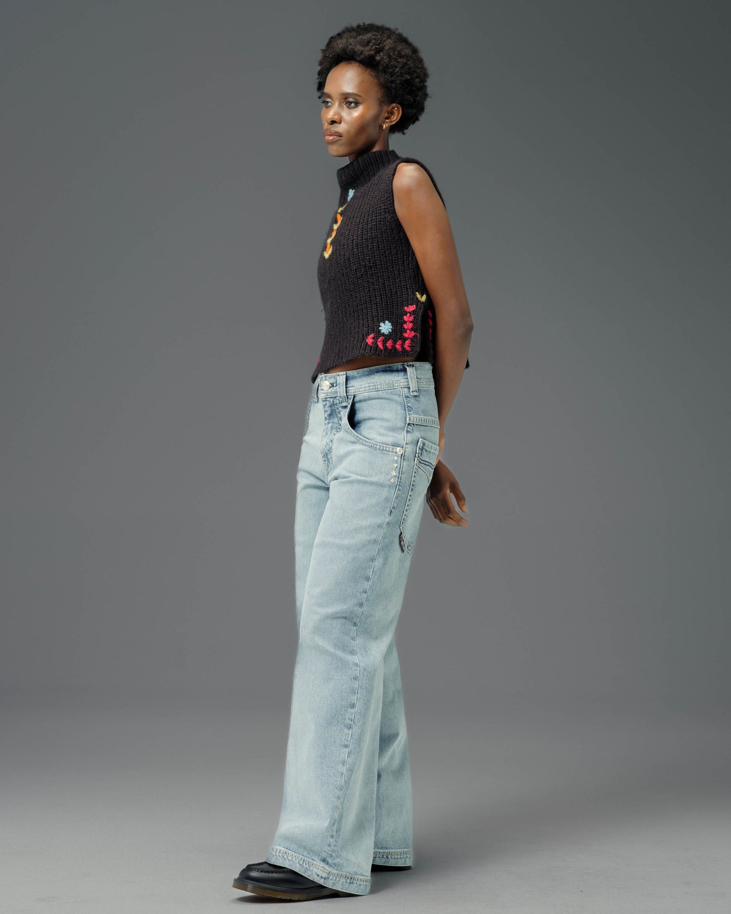 W Gambler. 23". Hand-Sand Vintage.