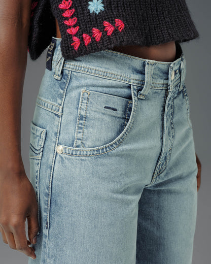 W Gambler. 23". Hand-Sand Vintage.