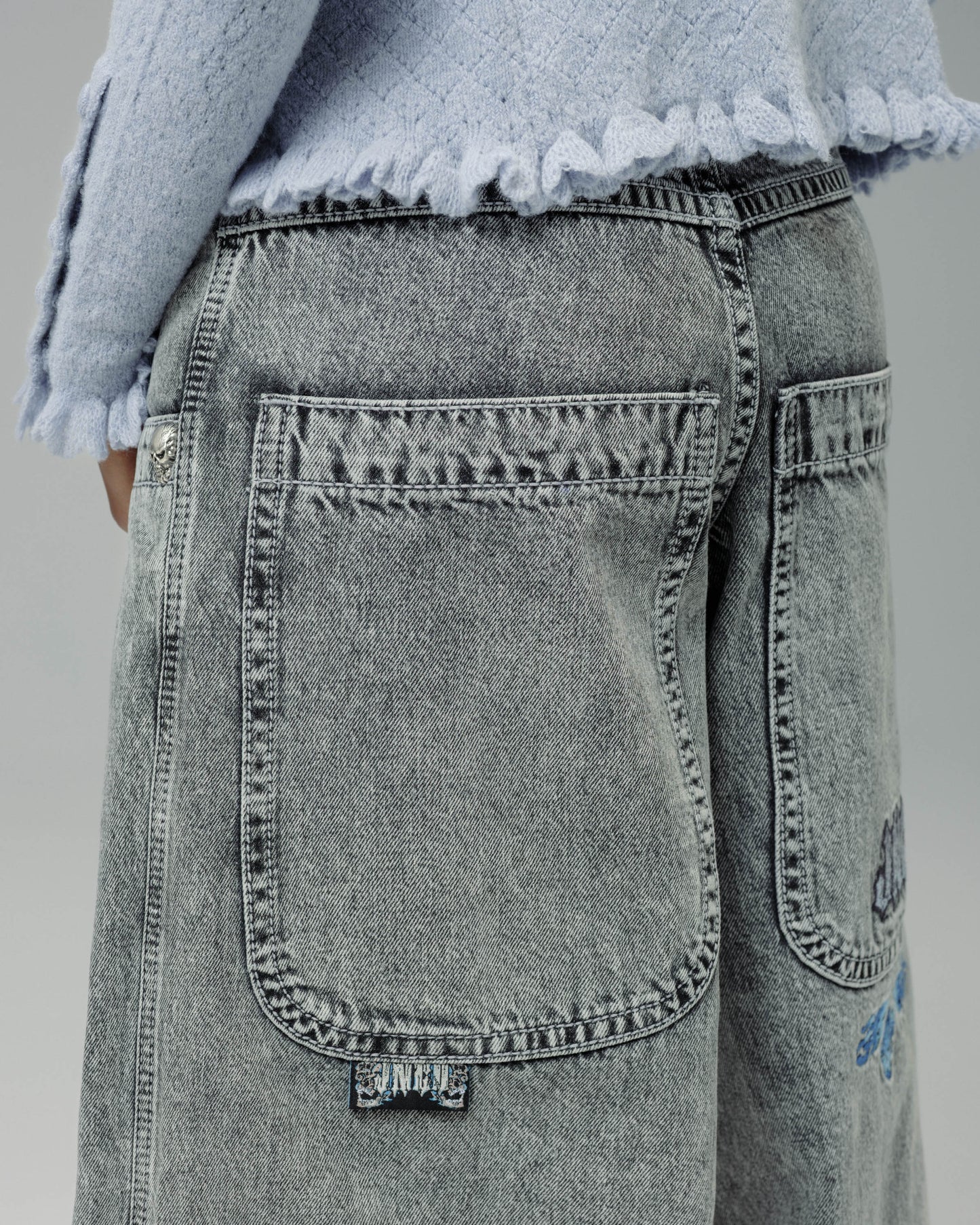 W Hellfire. 26". Black Vintage.