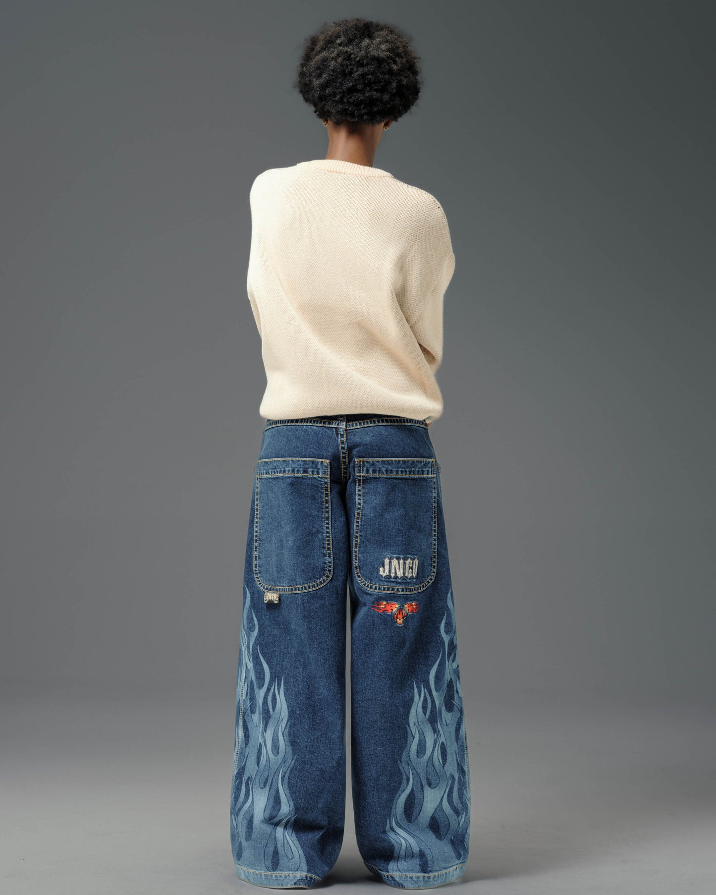 W Flame Hellfire. 26". Dark Stone.