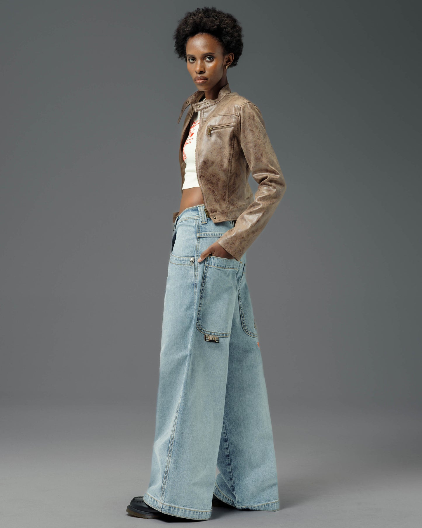 W Hellfire. 26". Hand-Sand Vintage.