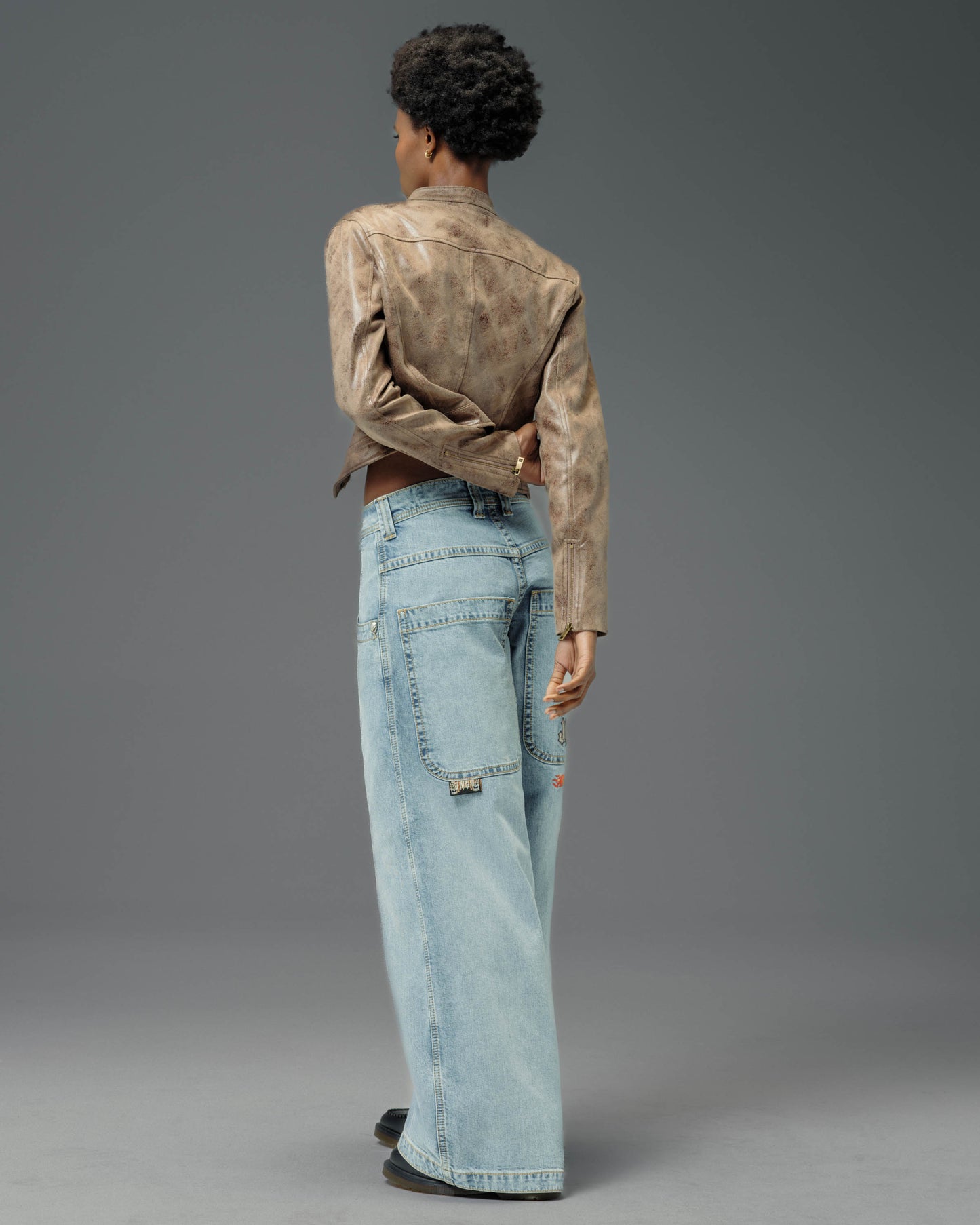 W Hellfire. 26". Hand-Sand Vintage.