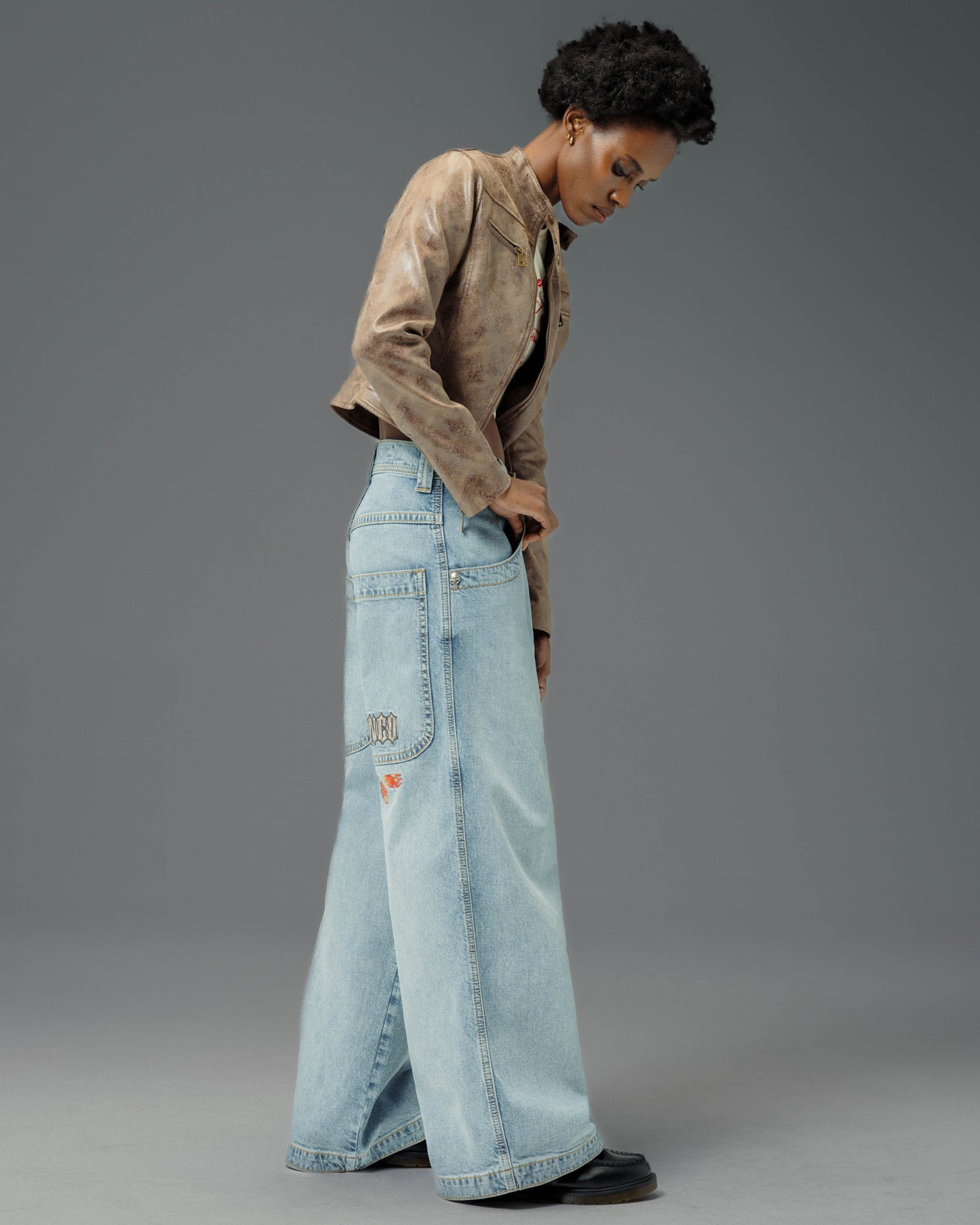 W Hellfire. 26". Hand-Sand Vintage.