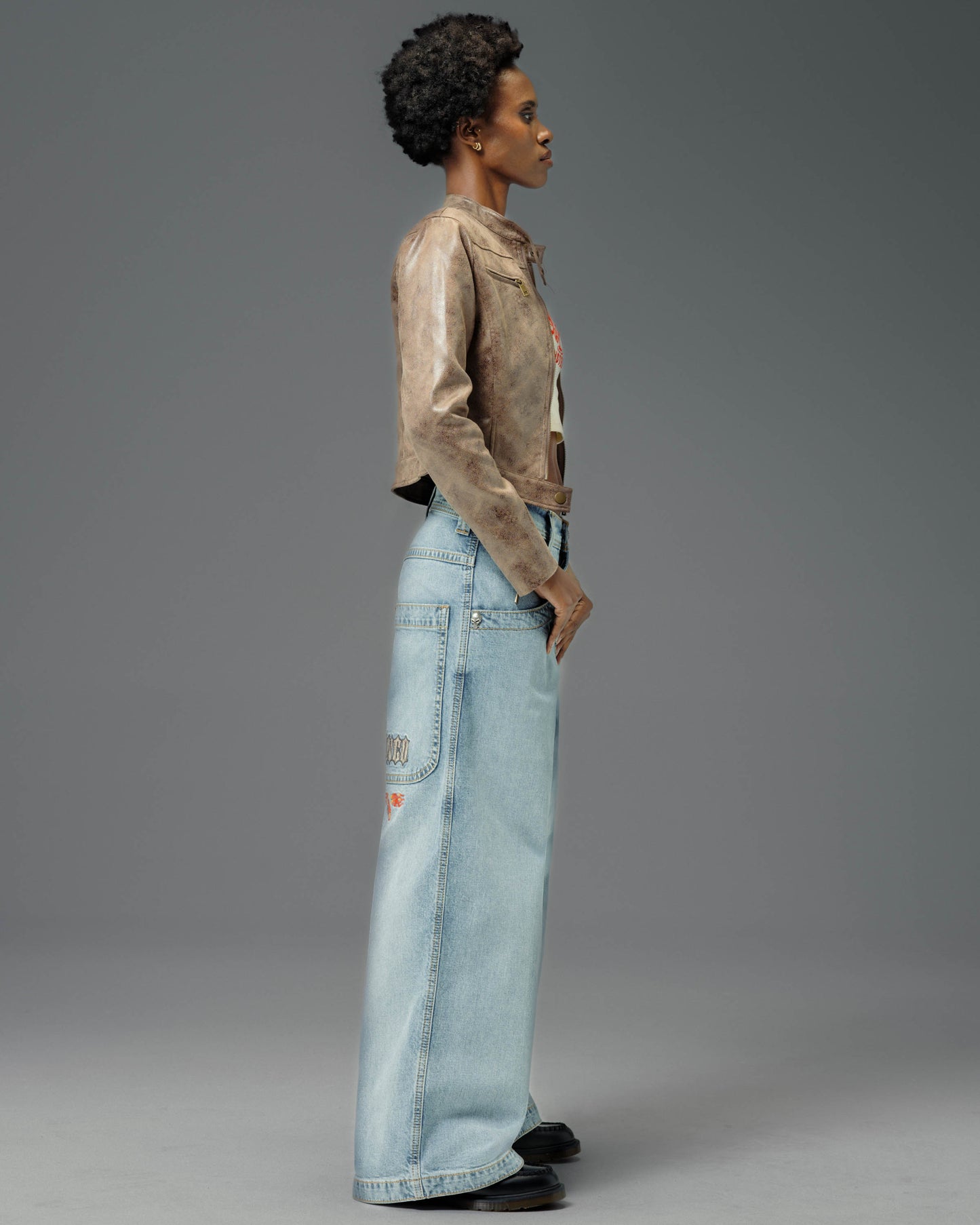 W Hellfire. 26". Hand-Sand Vintage.